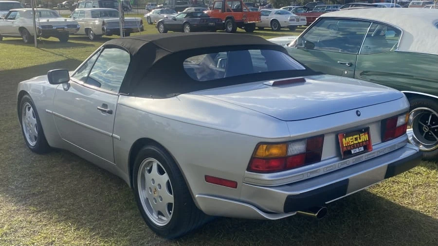1990 Porsche 944 S2 - Image 15 of 18