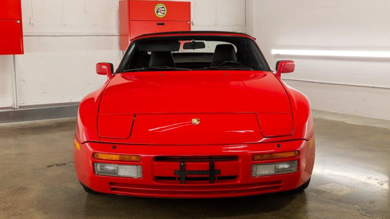 1990 Porsche 944 S2 - Image 11 of 31