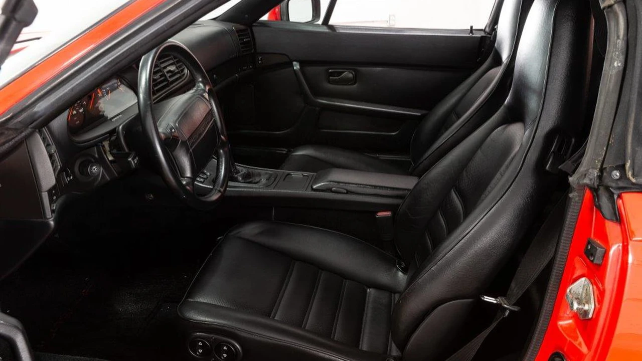 1990 Porsche 944 S2 - Image 4 of 31