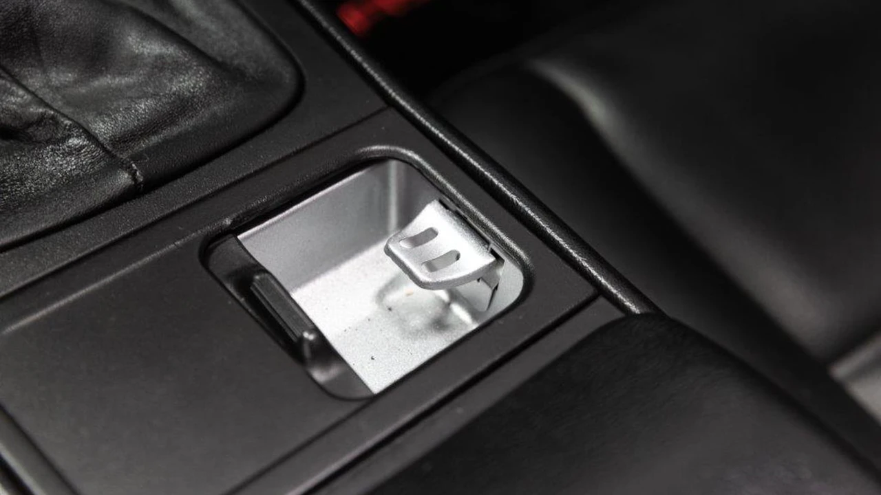 1990 Porsche 944 S2 - Image 26 of 31