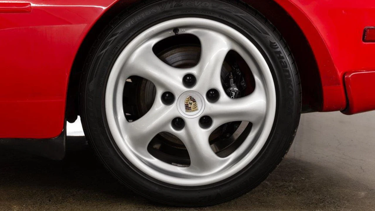 1990 Porsche 944 S2 - Image 30 of 31