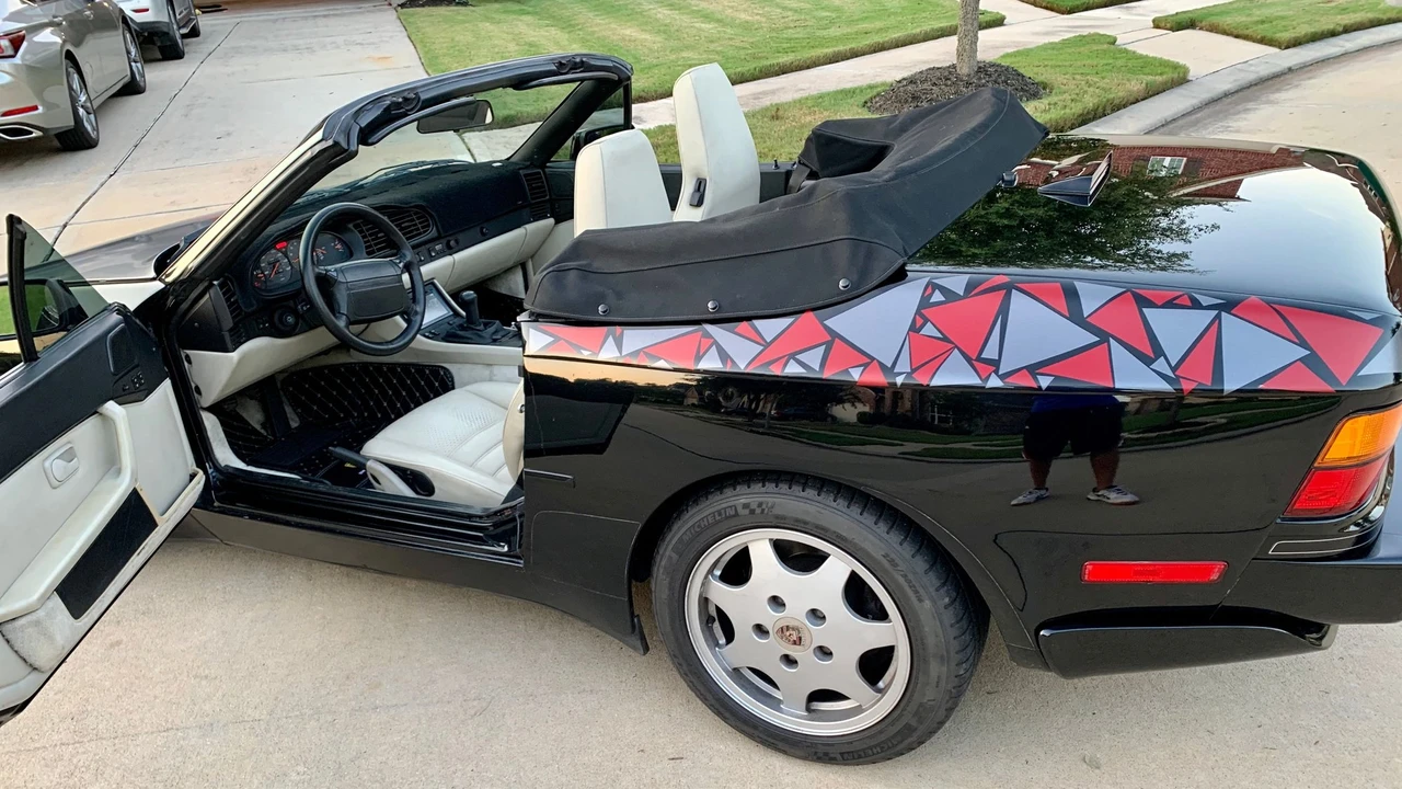 1990 Porsche 944 S2 - Image 1 of 30