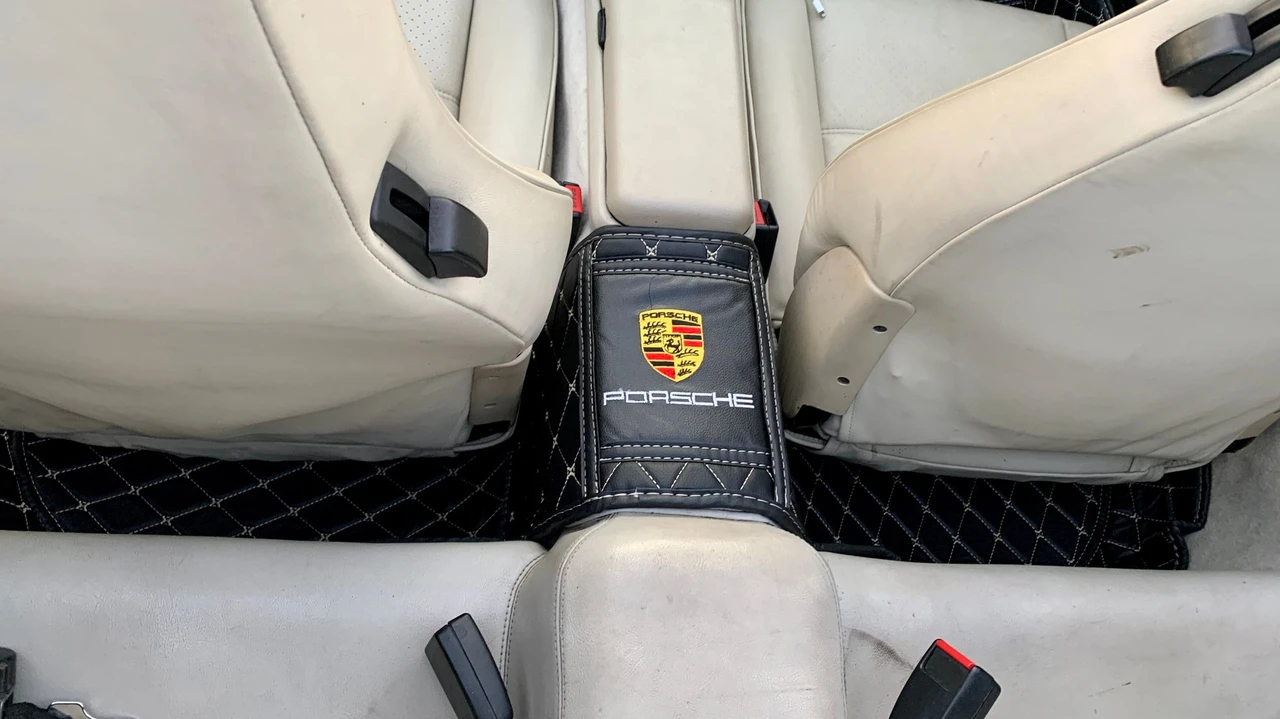 1990 Porsche 944 S2 - Image 11 of 30