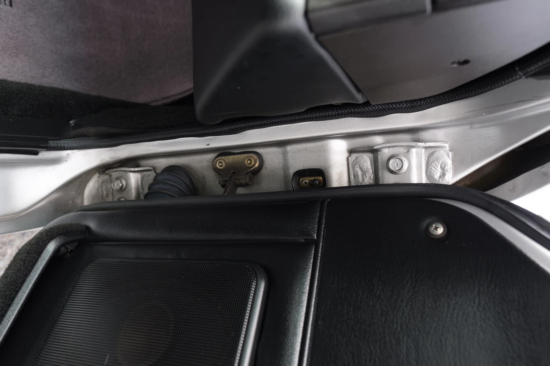 1990 Porsche 944 S2 - Image 27 of 31