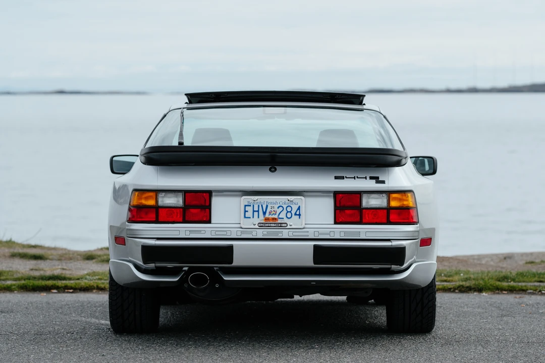 1990 Porsche 944 S2 - Image 2 of 31