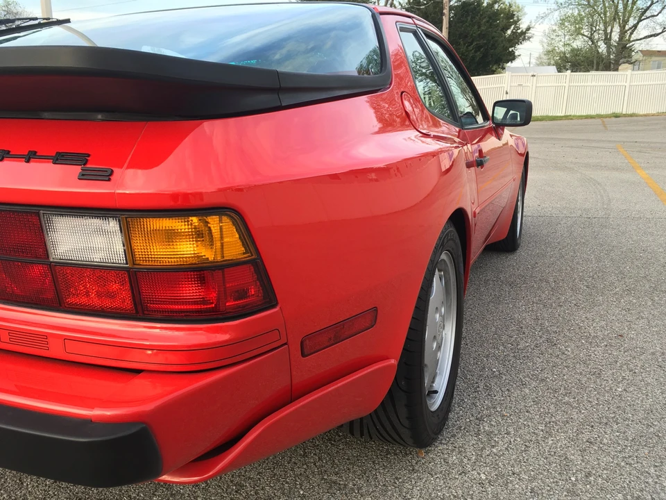 1990 Porsche 944 S2 - Image 22 of 31