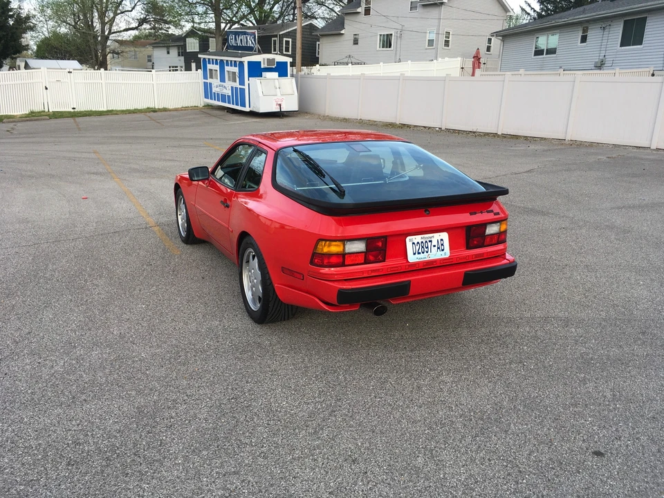 1990 Porsche 944 S2 - Image 27 of 31