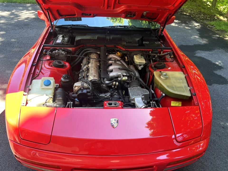 1990 Porsche 944 S2 - Image 17 of 31
