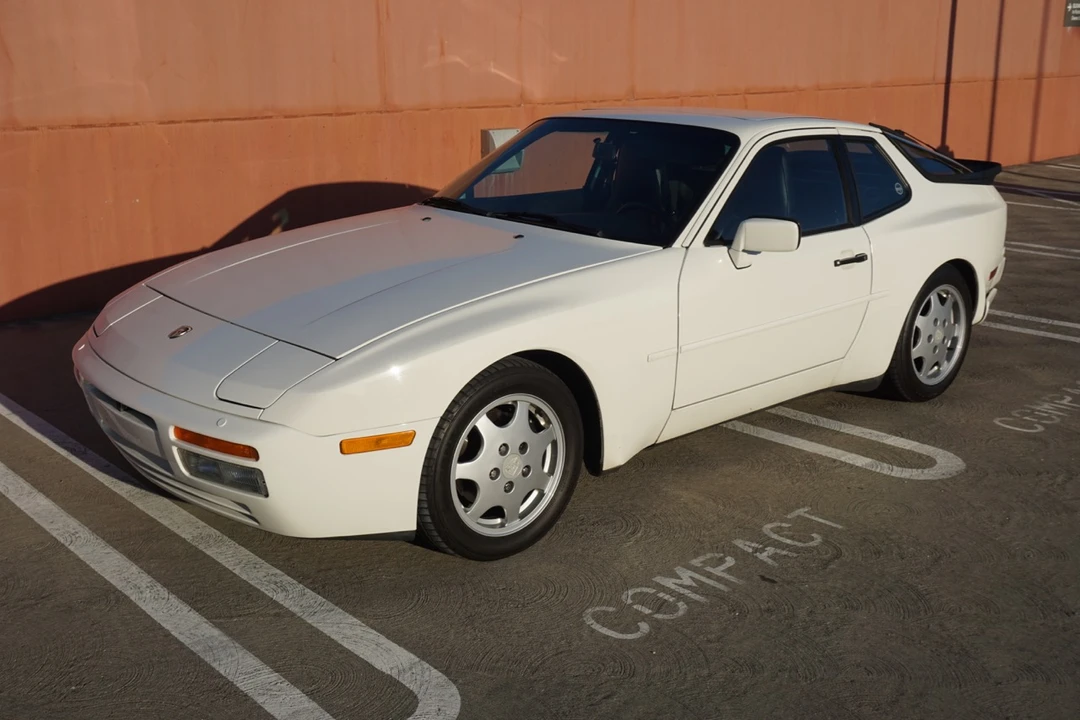 1990 Porsche 944 S2 - Image 7 of 31