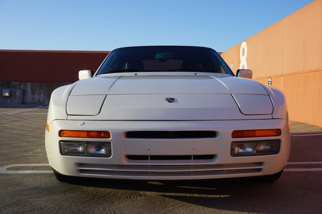 1990 Porsche 944 S2 - Image 9 of 31