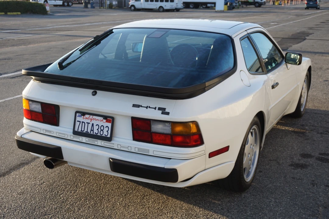 1990 Porsche 944 S2 - Image 12 of 31