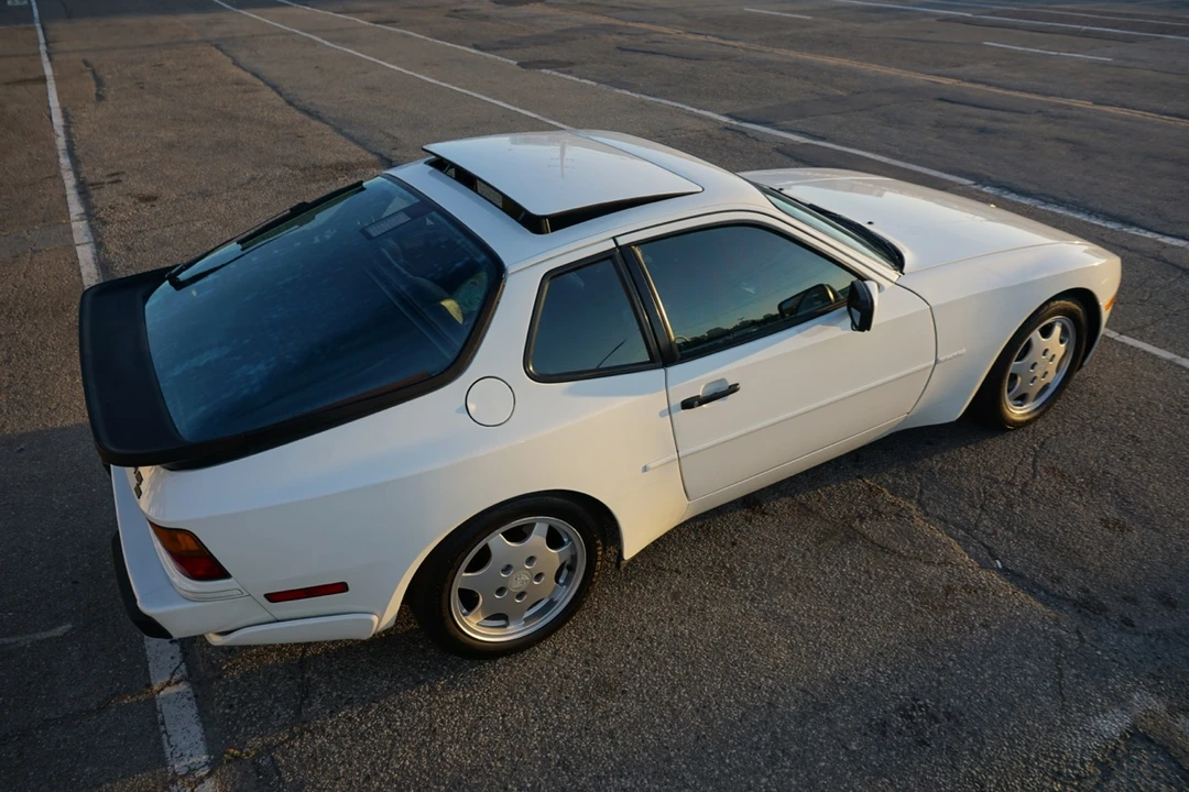 1990 Porsche 944 S2 - Image 15 of 31