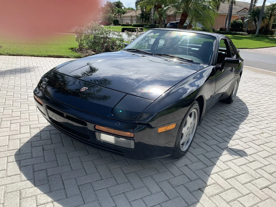 1990 Porsche 944 S2 - Image 2 of 31