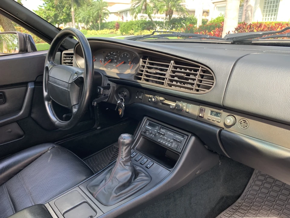 1990 Porsche 944 S2 - Image 18 of 31