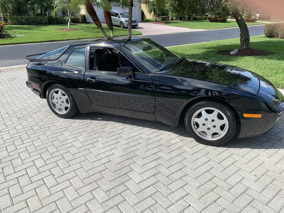 1990 Porsche 944 S2 - Image 4 of 31