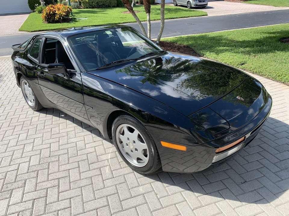 1990 Porsche 944 S2 - Image 3 of 31