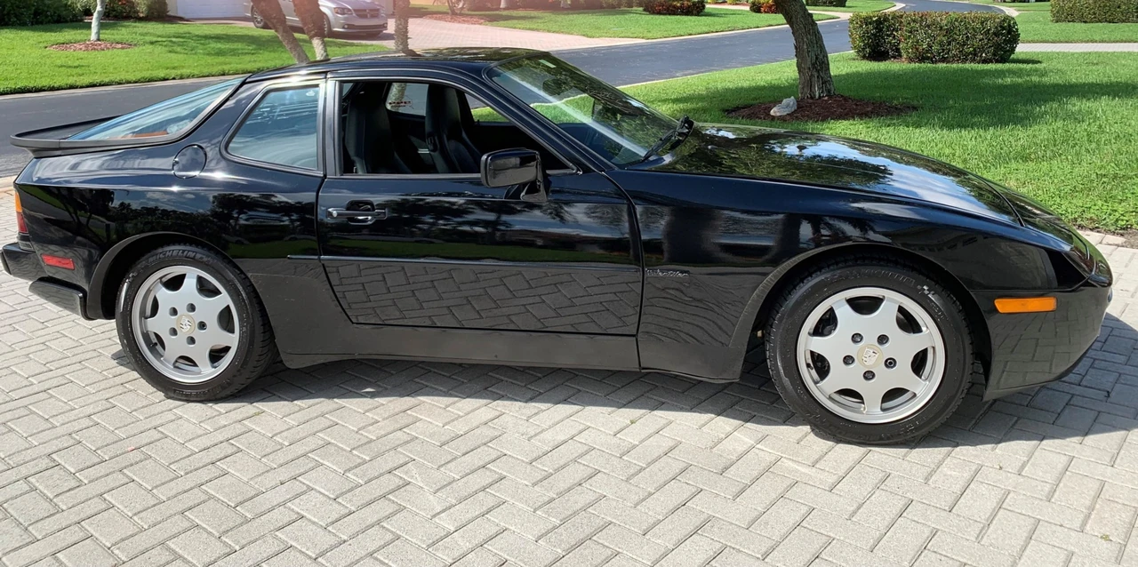 1990 Porsche 944 S2 - Image 5 of 31