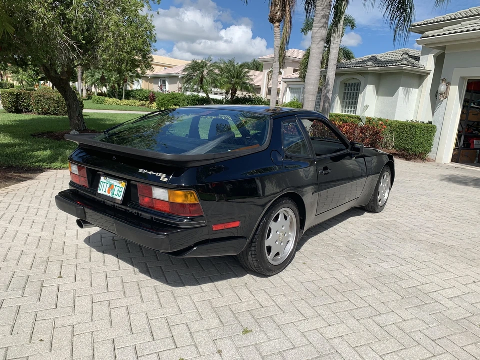 1990 Porsche 944 S2 - Image 7 of 31