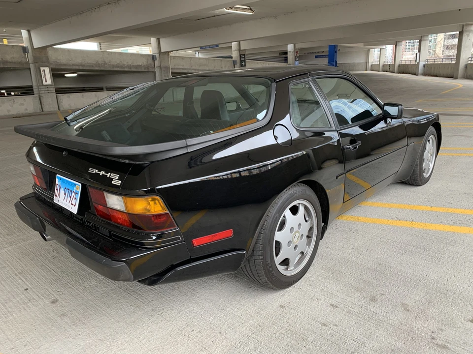 1990 Porsche 944 S2 - Image 14 of 31