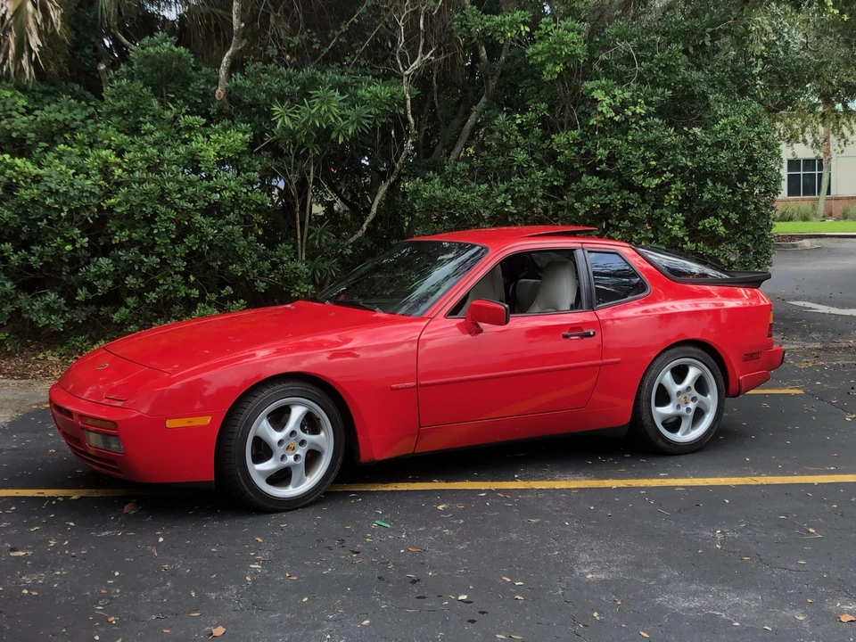 1990 Porsche 944 S2 - Image 12 of 31