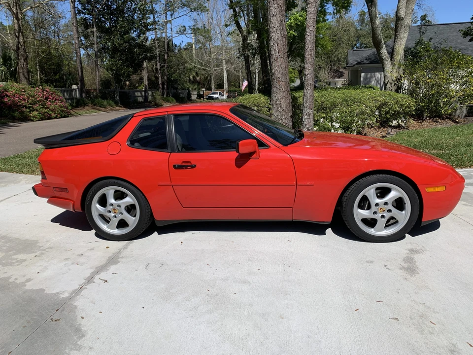 1990 Porsche 944 S2 - Image 13 of 31