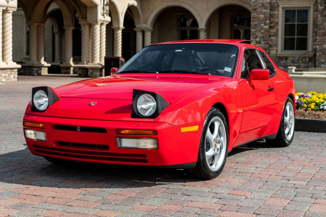 1990 Porsche 944 S2 - Image 2 of 31