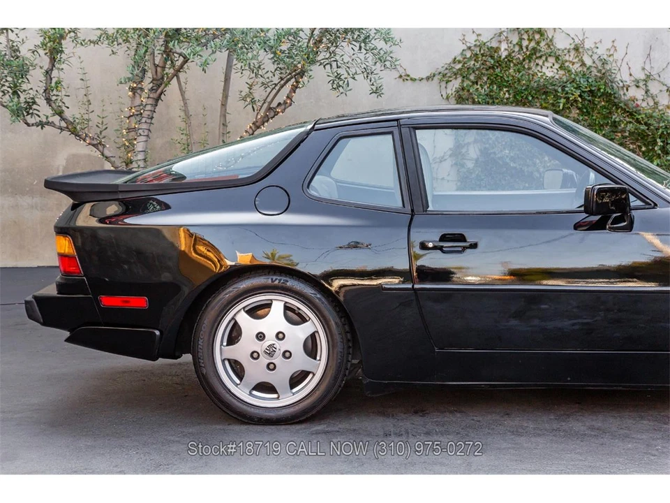 1990 Porsche 944 S2 - Image 10 of 31