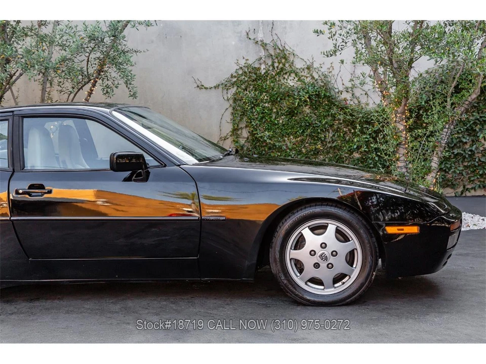 1990 Porsche 944 S2 - Image 9 of 31