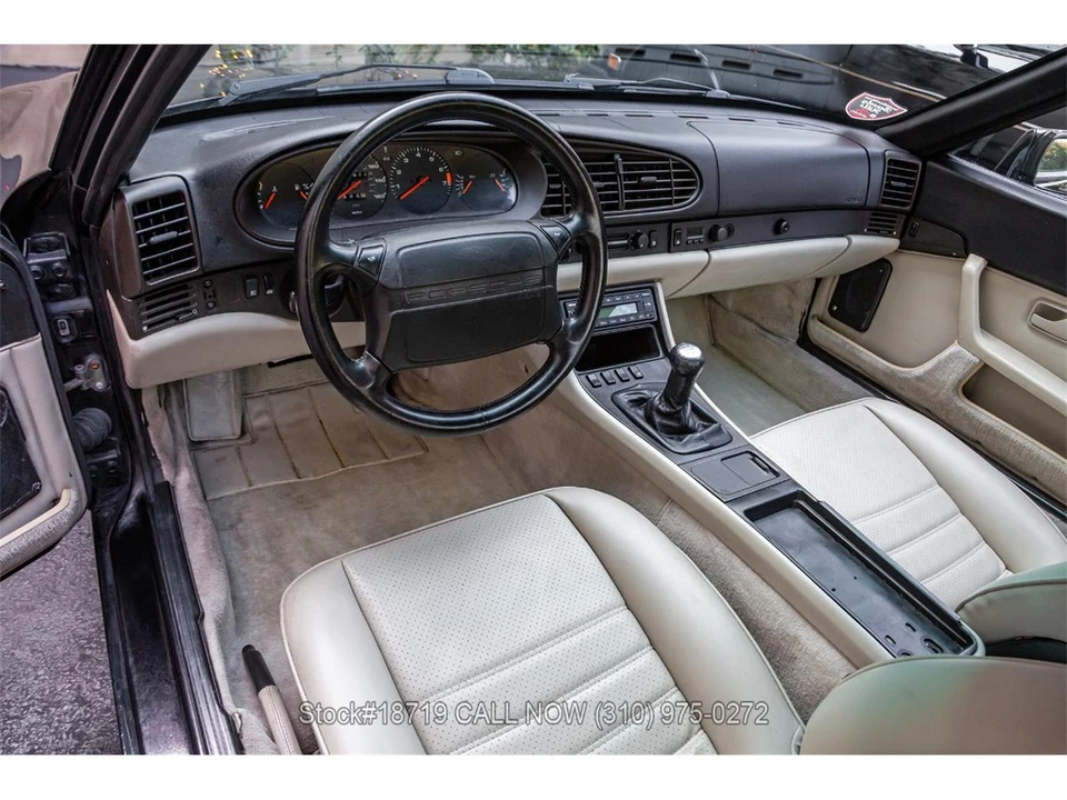 1990 Porsche 944 S2 - Image 17 of 31