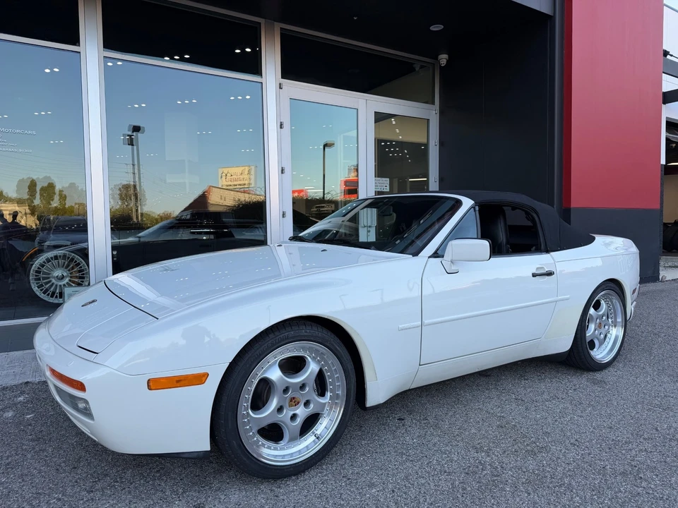 1990 Porsche 944 S2 - Image 13 of 31