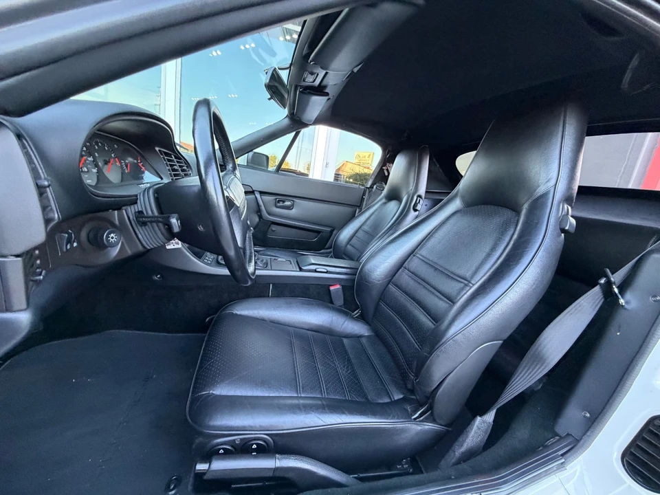 1990 Porsche 944 S2 - Image 25 of 31