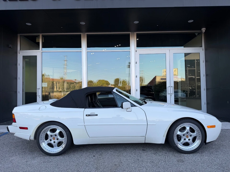 1990 Porsche 944 S2 - Image 6 of 31