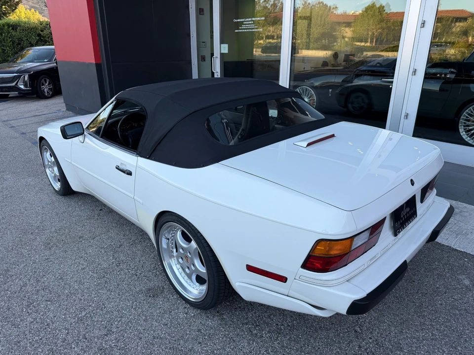 1990 Porsche 944 S2 - Image 16 of 31