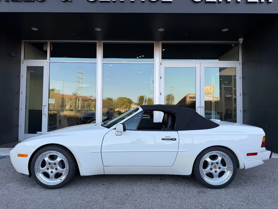 1990 Porsche 944 S2 - Image 12 of 31