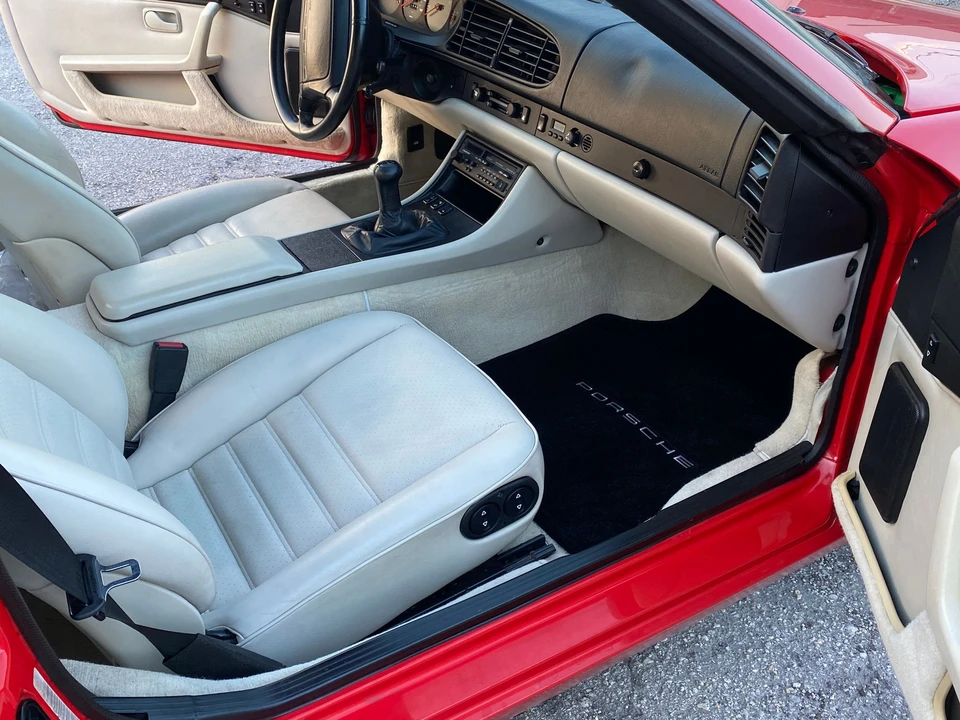 1990 Porsche 944 S2 - Image 10 of 12