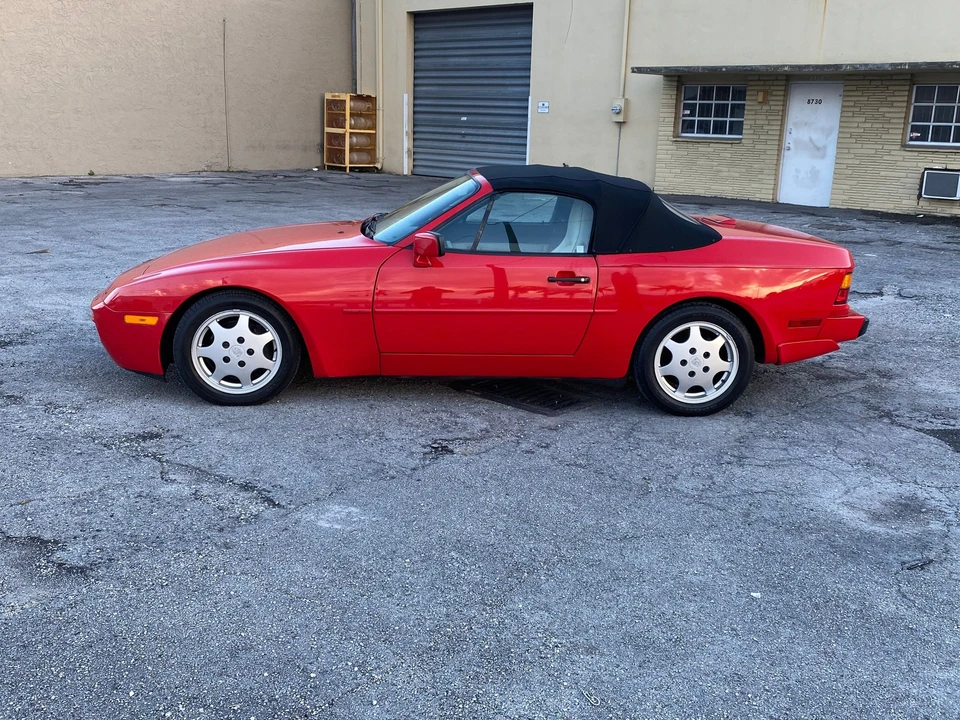 1990 Porsche 944 S2 - Image 4 of 12