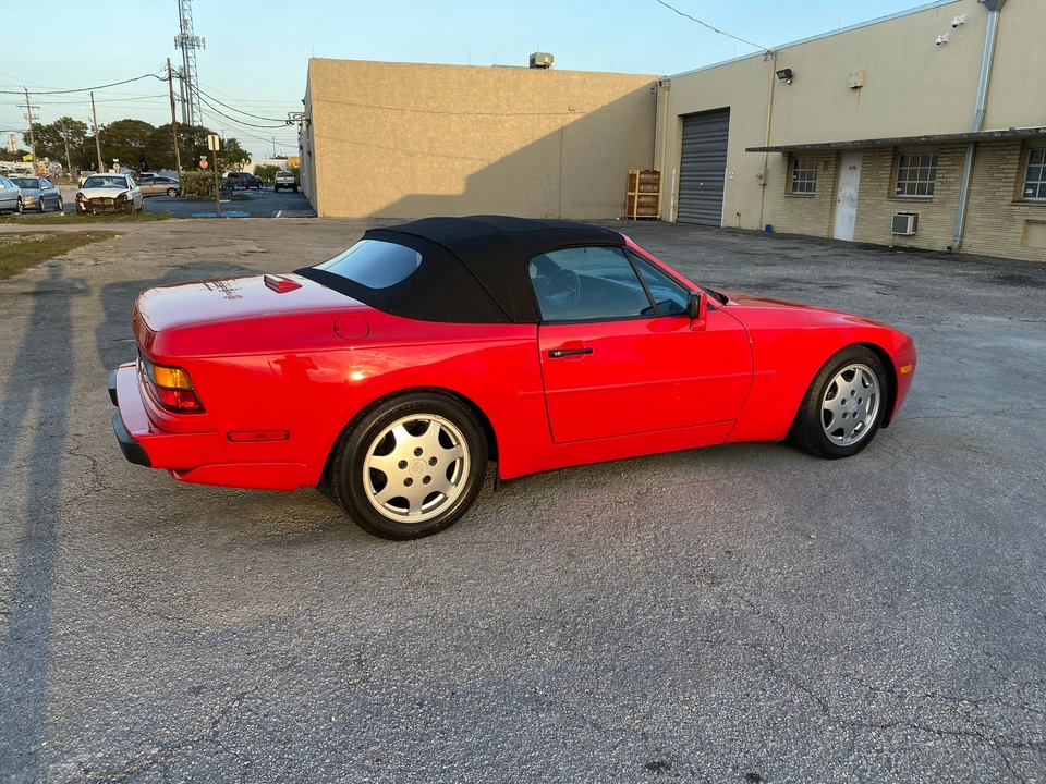 1990 Porsche 944 S2 - Image 2 of 12