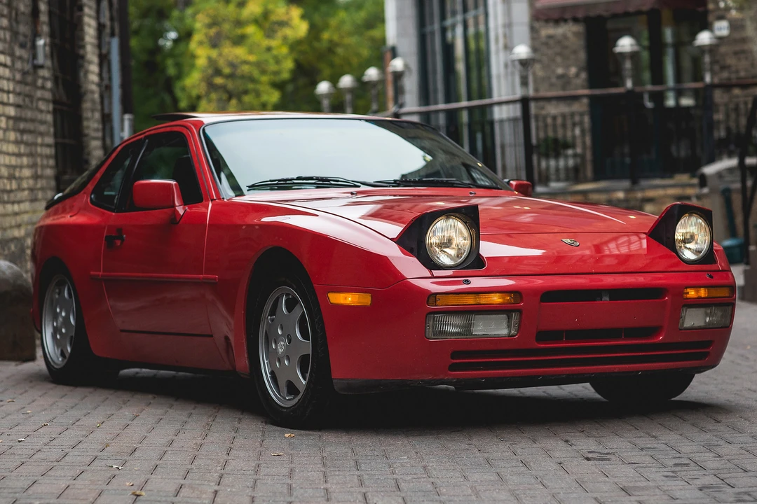 1990 Porsche 944 Turbo - Image 2 of 31