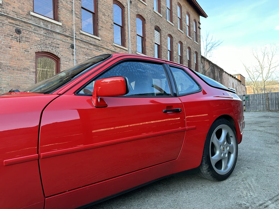 1990 Porsche 944 Turbo - Image 24 of 31