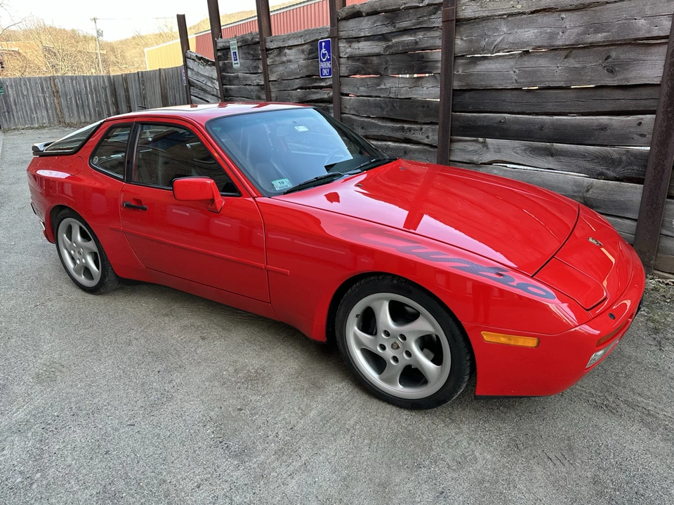1990 Porsche 944 Turbo - Image 10 of 31