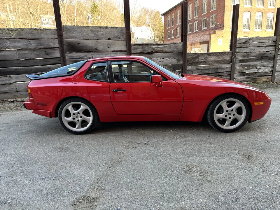 1990 Porsche 944 Turbo - Image 11 of 31