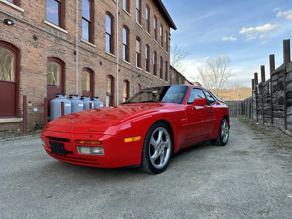 1990 Porsche 944 Turbo - Image 3 of 31