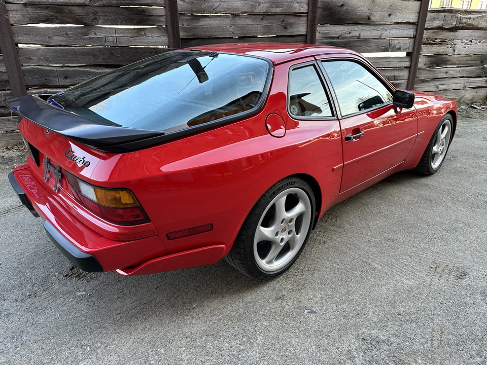 1990 Porsche 944 Turbo - Image 13 of 31
