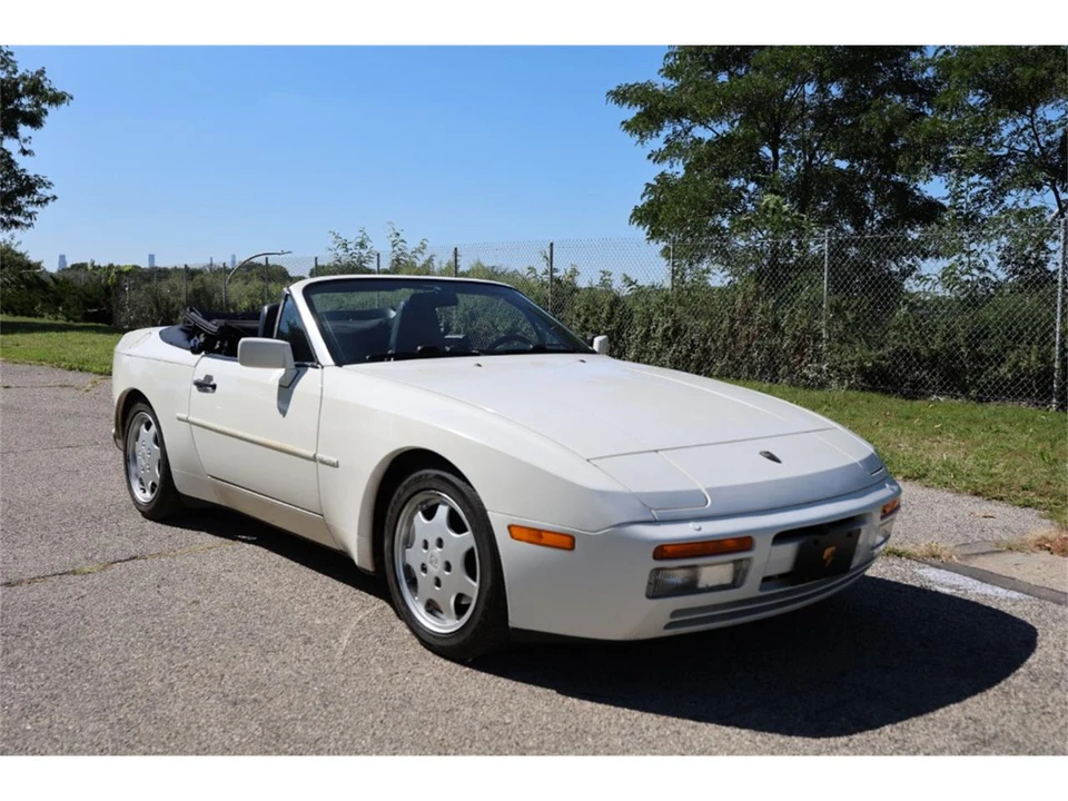 1990 Porsche 944 S2 - Image 2 of 9