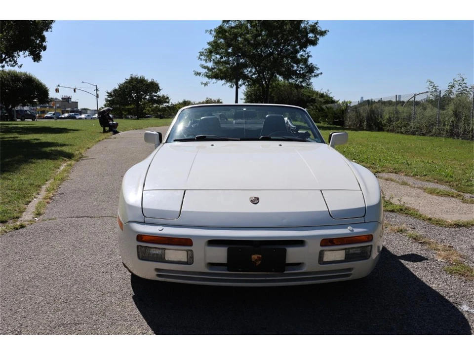 1990 Porsche 944 S2 - Image 5 of 9