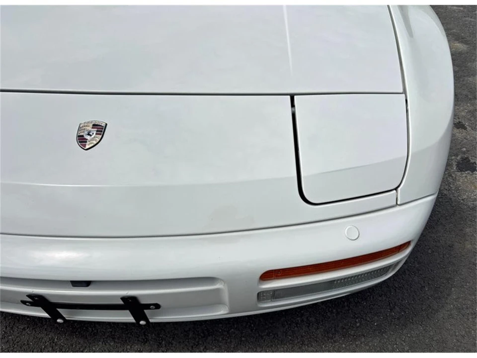 1990 Porsche 944 - Image 16 of 31