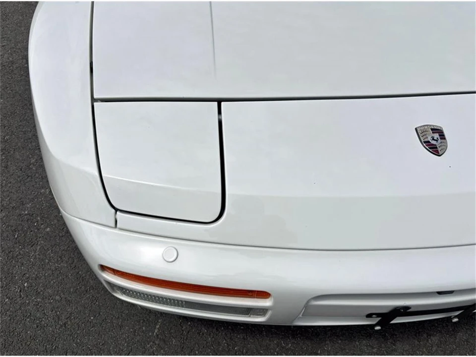 1990 Porsche 944 - Image 18 of 31