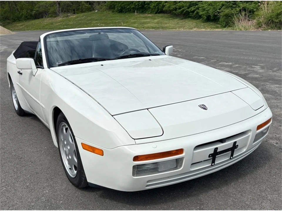 1990 Porsche 944 - Image 20 of 31