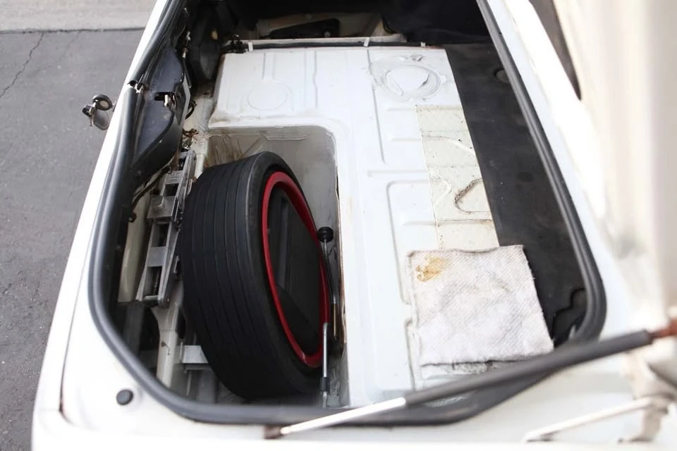 1990 Porsche 944 S2 - Image 16 of 20