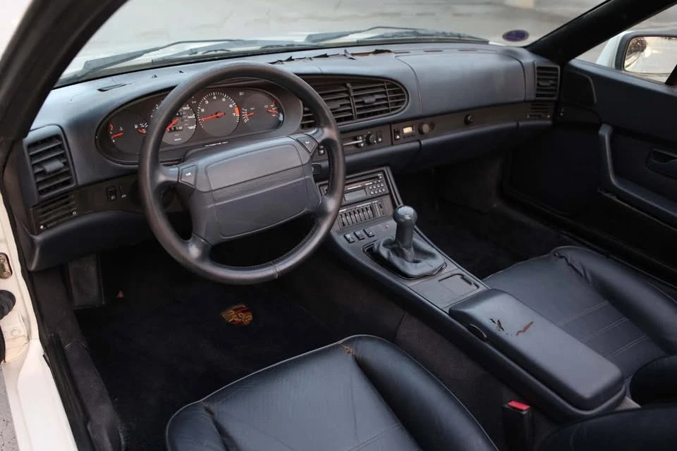 1990 Porsche 944 S2 - Image 7 of 20